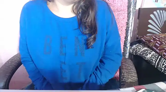 Manpreet cute online show from December 2024 05:13:01 PM