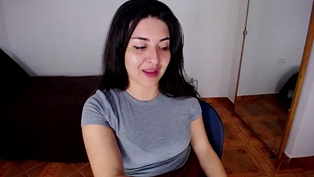 Snapshot of moritalatina chatting on November 2025 08:11:02 PM moritalatina online show from November 2025 08:11:02 PM