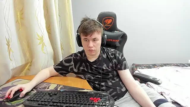 iliaskrislove online show from May 2026 09:34:02 PM