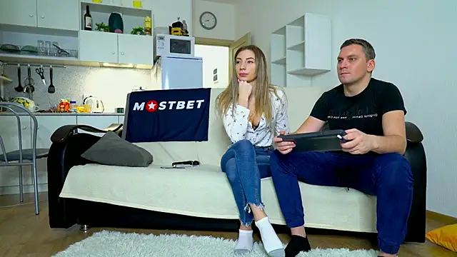 littlesweettifany online show from December 2024 12:27:02 PM