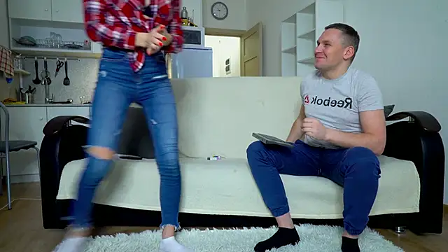 littlesweettifany online show from February 2025 12:16:01 PM