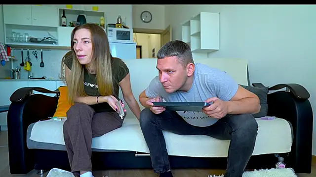 littlesweettifany online show from October 2025 11:05:02 AM