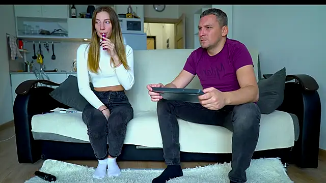 littlesweettifany online show from October 2025 11:18:01 AM