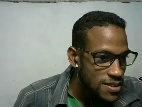 Snapshot of michel_sc chatting on March 2025 07:00:02 AM michel sc online show from March 2025 07:00:02 AM