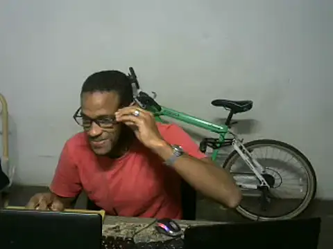 Snapshot of michel_sc chatting on November 2025 05:13:02 AM michel sc online show from November 2025 05:13:02 AM