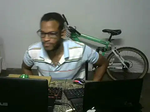 Snapshot of michel_sc chatting on December 2025 10:09:02 AM michel sc online show from December 2025 10:09:02 AM