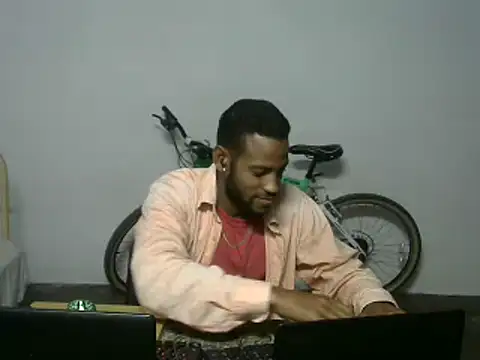 Snapshot of michel_sc chatting on December 2025 07:36:02 AM michel sc online show from December 2025 07:36:02 AM