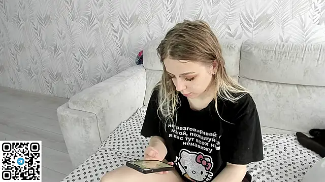 Alice Halle online show from May 2026 07:48:01 AM