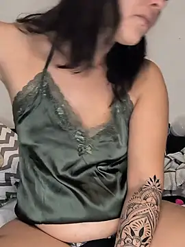 Linalicious online show from June 2026 01:26:01 PM