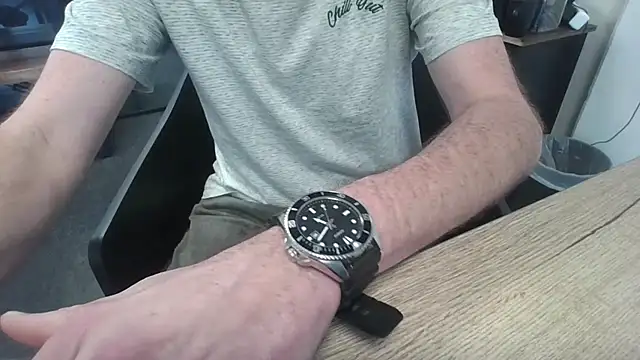 Michealtje85 online show from March 2026 04:13:01 PM