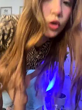 Snapshot of antonelaswete02 chatting on October 2025 11:34:02 PM antonelaswete02 online show from October 2025 11:34:02 PM