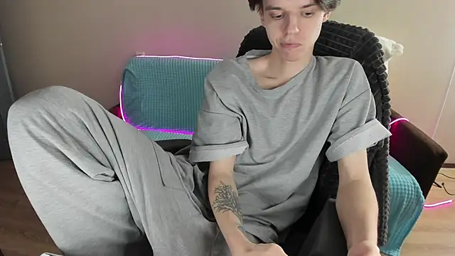 Liam sexy1 online show from February 2025 04:11:01 PM