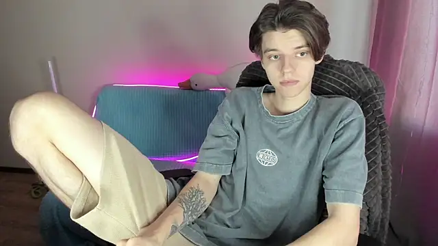 Liam sexy1 online show from February 2025 02:23:02 PM