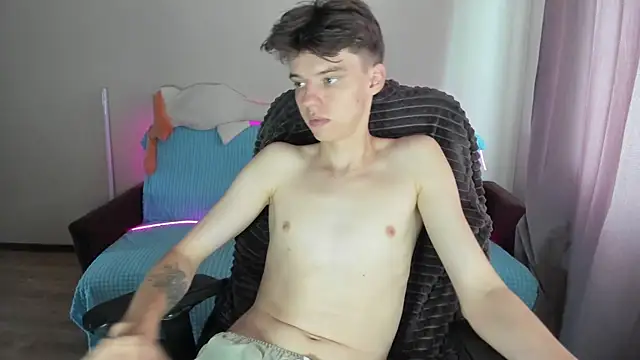 Liam sexy1 online show from September 2025 07:41:01 AM