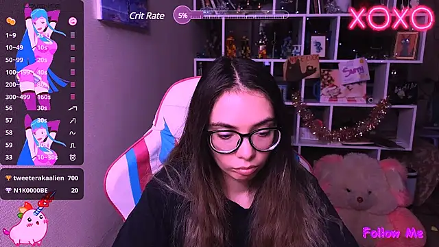 Snapshot of Sia_Shine chatting on December 2024 04:28:02 PM Sia Shine online show from December 2024 04:28:02 PM