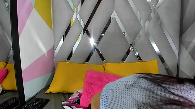 Mulan sexy01 online show from June 2026 01:54:02 PM