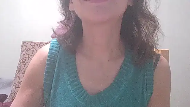 HollyJewel online show from February 2025 05:28:01 PM