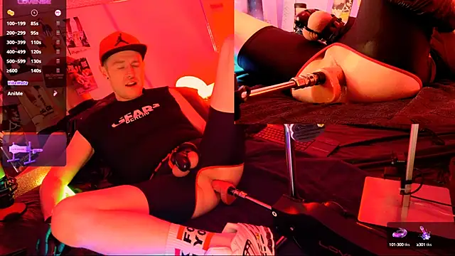 Snapshot of Fuc71 chatting on December 2024 07:05:01 PM Fuc71 online show from December 2024 07:05:01 PM