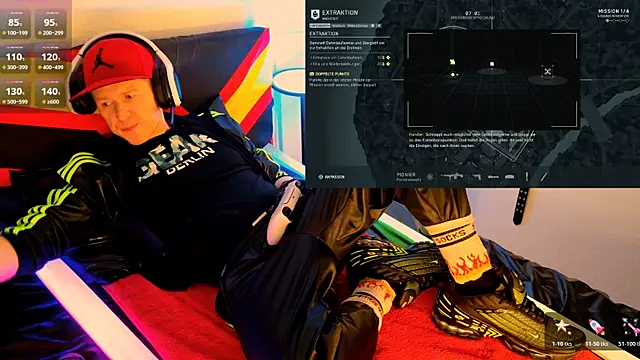 Snapshot of Fuc71 chatting on October 2025 05:36:02 PM Fuc71 online show from October 2025 05:36:02 PM