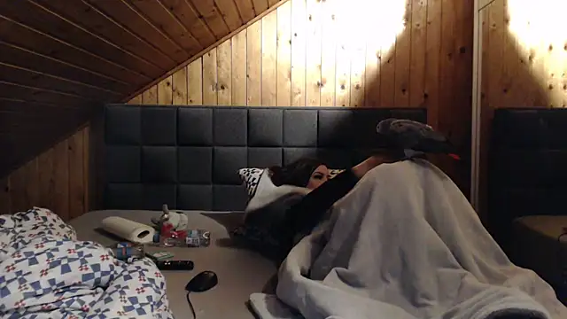 BoeseMoni1998 online show from February 2025 07:10:01 PM