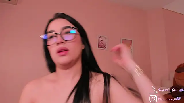 angeel fox online show from October 2025 09:57:02 PM