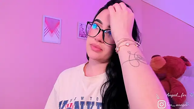 angeel fox online show from January 2026 02:36:01 AM