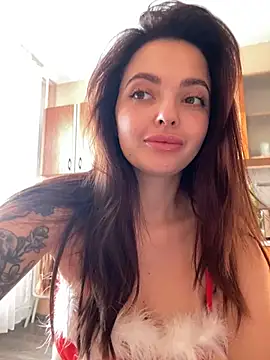 Snapshot of GoodGirll2133 chatting on December 2024 04:01:02 AM GoodGirll2133 online show from December 2024 04:01:02 AM