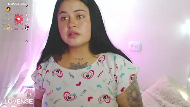 Snapshot of PamelaDoouce chatting on February 2025 08:00:02 AM PamelaDoouce online show from February 2025 08:00:02 AM