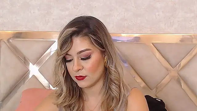 JoannaStanford online show from December 2024 02:12:02 AM