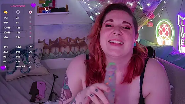 opalreigning online show from February 2025 10:49:02 AM