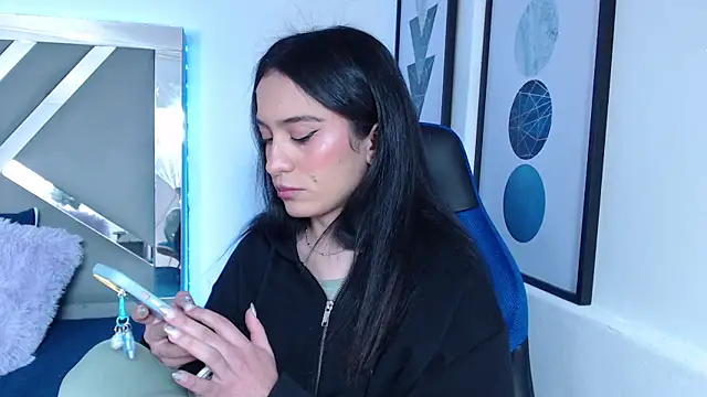 ZaraDames  online show from December 2024 04:41:01 AM