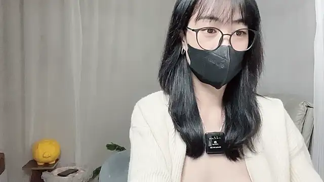  minji bae online show from October 2025 05:44:02 PM