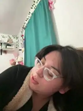 indiegirl666 online show from April 2026 03:18:01 AM