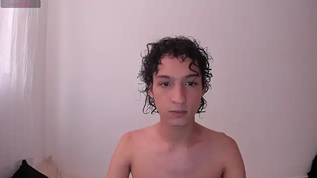 Snapshot of Danni_boy chatting on March 2025 10:33:01 PM Danni boy online show from March 2025 10:33:01 PM