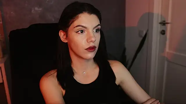 Snapshot of mistress__rochelle chatting on December 2024 03:22:01 PM mistress rochelle online show from December 2024 03:22:01 PM