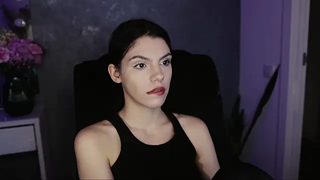 Snapshot of mistress__rochelle chatting on December 2024 01:26:01 AM mistress rochelle online show from December 2024 01:26:01 AM