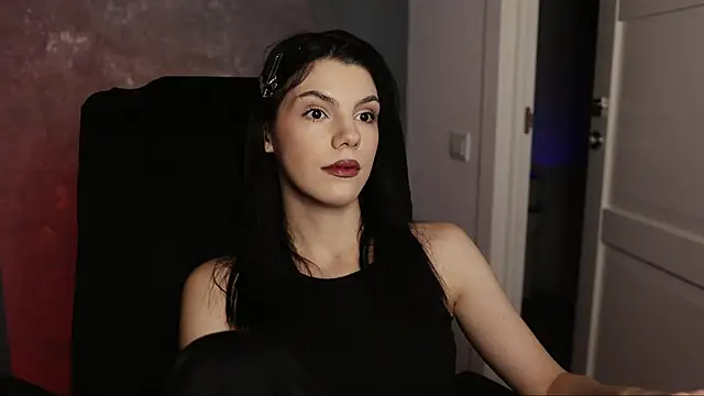 Snapshot of mistress__rochelle chatting on February 2025 05:53:01 PM mistress rochelle online show from February 2025 05:53:01 PM