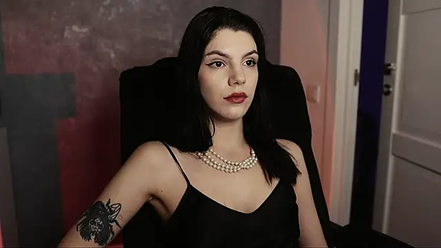 Snapshot of mistress__rochelle chatting on March 2025 10:16:02 PM mistress rochelle online show from March 2025 10:16:02 PM