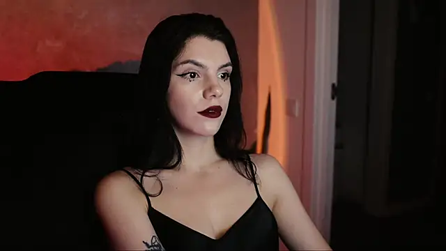 Snapshot of mistress__rochelle chatting on March 2025 11:56:02 PM mistress rochelle online show from March 2025 11:56:02 PM