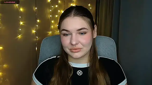 Snapshot of Glory_air chatting on October 2025 08:27:02 AM Glory air online show from October 2025 08:27:02 AM