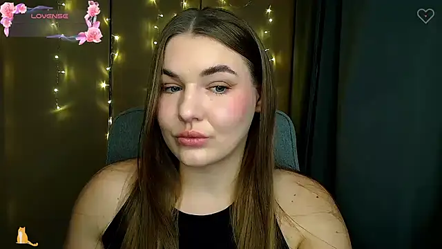 Snapshot of Glory_air chatting on November 2025 08:57:02 AM Glory air online show from November 2025 08:57:02 AM