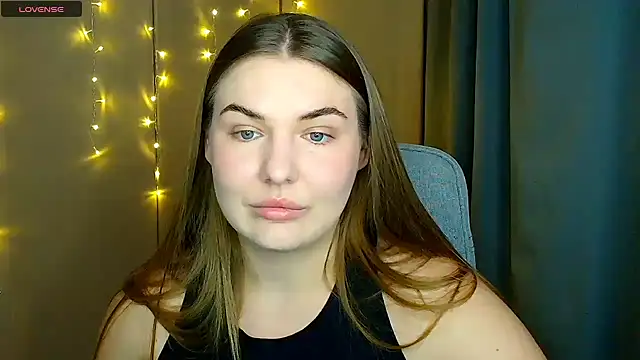 Snapshot of Glory_air chatting on November 2025 09:10:02 AM Glory air online show from November 2025 09:10:02 AM