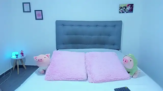 Snapshot of Agataowens chatting on September 2025 01:31:02 AM Agataowens online show from September 2025 01:31:02 AM