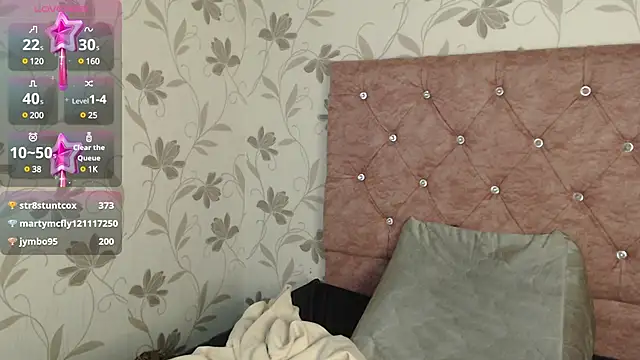 Snapshot of Susy_thomson chatting on March 2025 04:54:02 AM Susy thomson online show from March 2025 04:54:02 AM