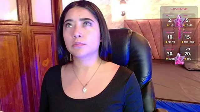 Snapshot of Susy_thomson chatting on October 2025 01:42:01 AM Susy thomson online show from October 2025 01:42:01 AM