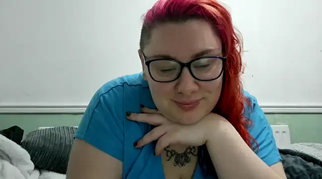 Bustycurves online show from December 2024 11:40:01 AM