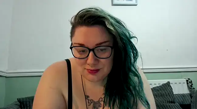 Bustycurves online show from March 2025 10:28:02 PM