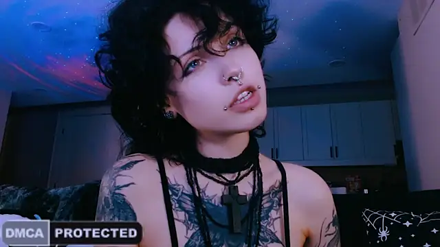 NaughtyLittleFox online show from May 2026 04:43:01 AM