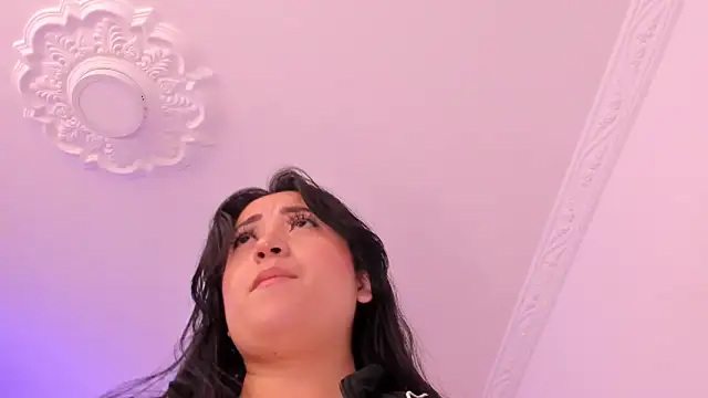 shanel taylor online show from February 2025 02:17:02 AM