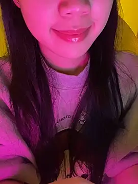 minmin2kk5 online show from November 2025 01:38:02 AM